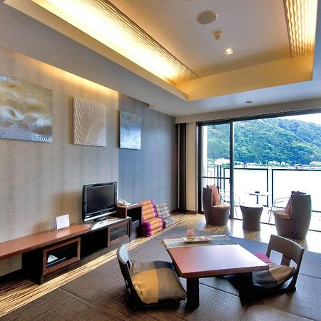 Kaze No Terrace Kukuna Hotel Fujikawaguchiko Bagian luar foto